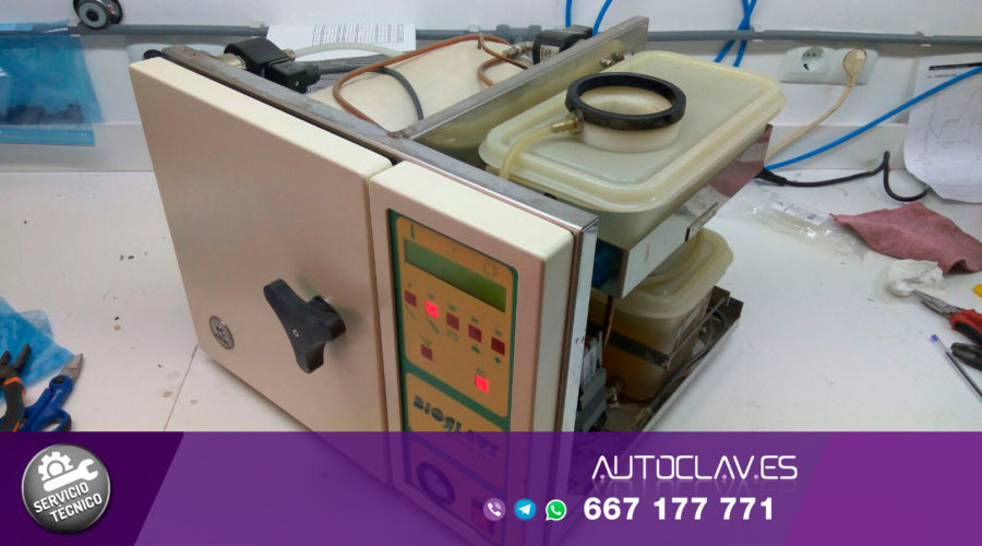 Sin tapa autoclave Bioclave Zenit. Servicio Técnico reparación en Au-autoclav.es