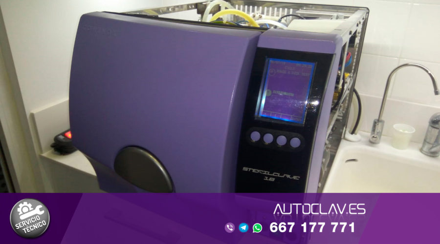 Frontal abierto autoclave Cominox. Servicio Técnico multimarca reparación en Au-autoclav.es