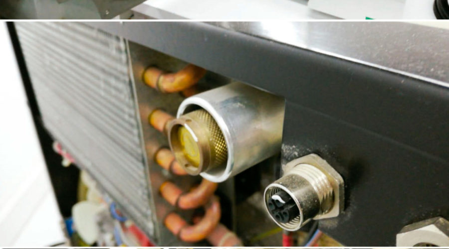 Puerta abierta autoclave Satelec Quaz. Servicio Técnico multimarca reparación en Au-autoclav.es